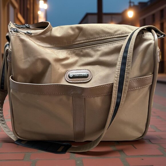 Samsonite Other - Y2K Vintage Samsonite Tan Nylon Crossbody Travel Shoulder Bag, Zip Top, Pockets,